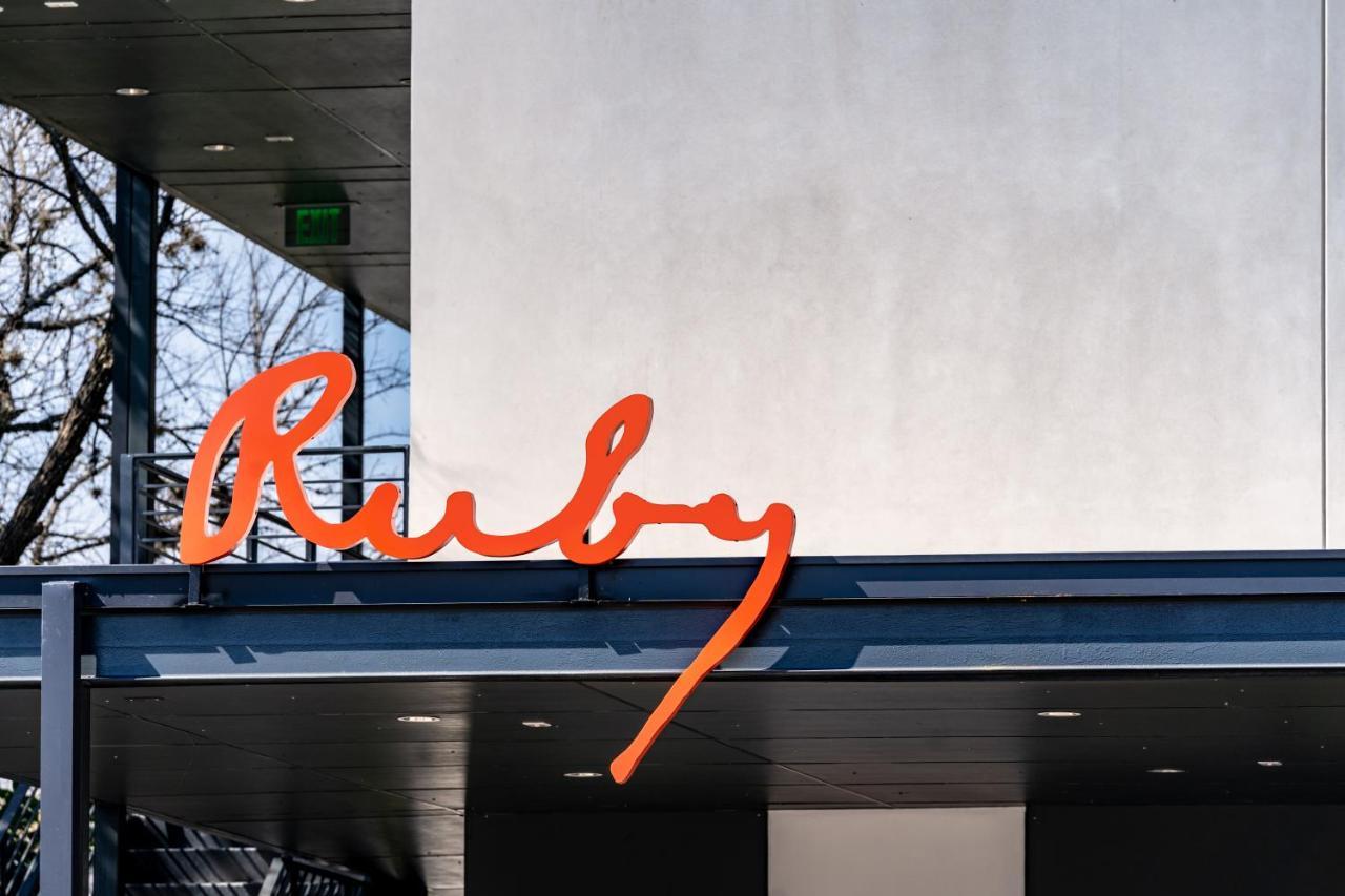 The Ruby Hotel Round Rock Exterior photo